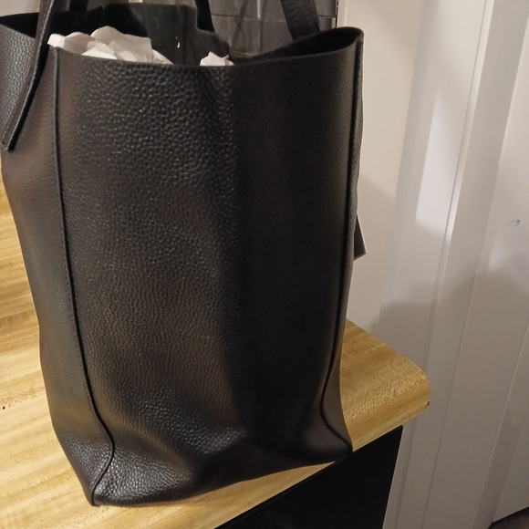 Kurt Geiger NWT Black Chelsea Large Tote RARE & Dustbag - Picture 6 of 7